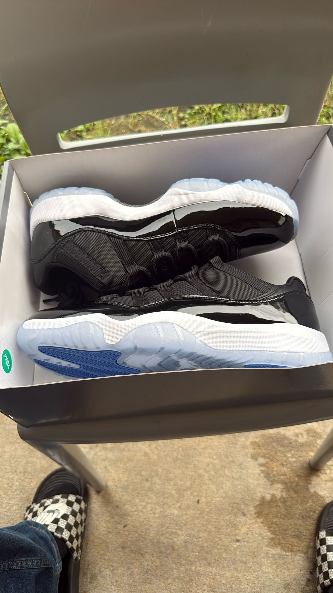 Jordan 11 Low Space Jam Size 12