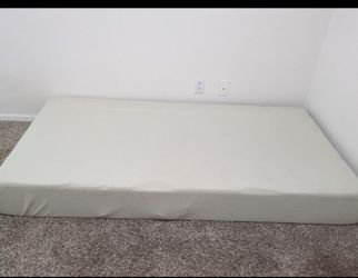 Twin 8” Mattress + Comforter + Pillow – Ready for Pickup