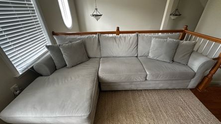 Couch/Sectional
