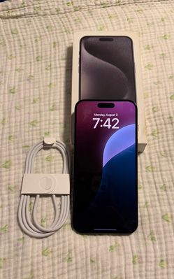iPhone 15 pro max sim locked