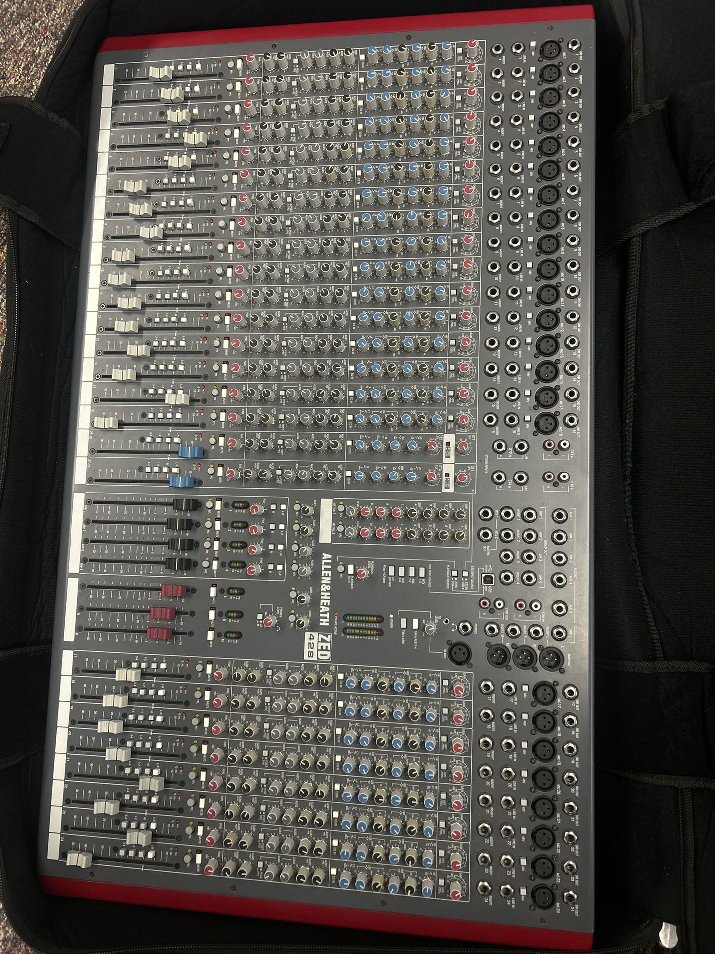 Allen & Heath ZED428, 30-Channel Mixer-,