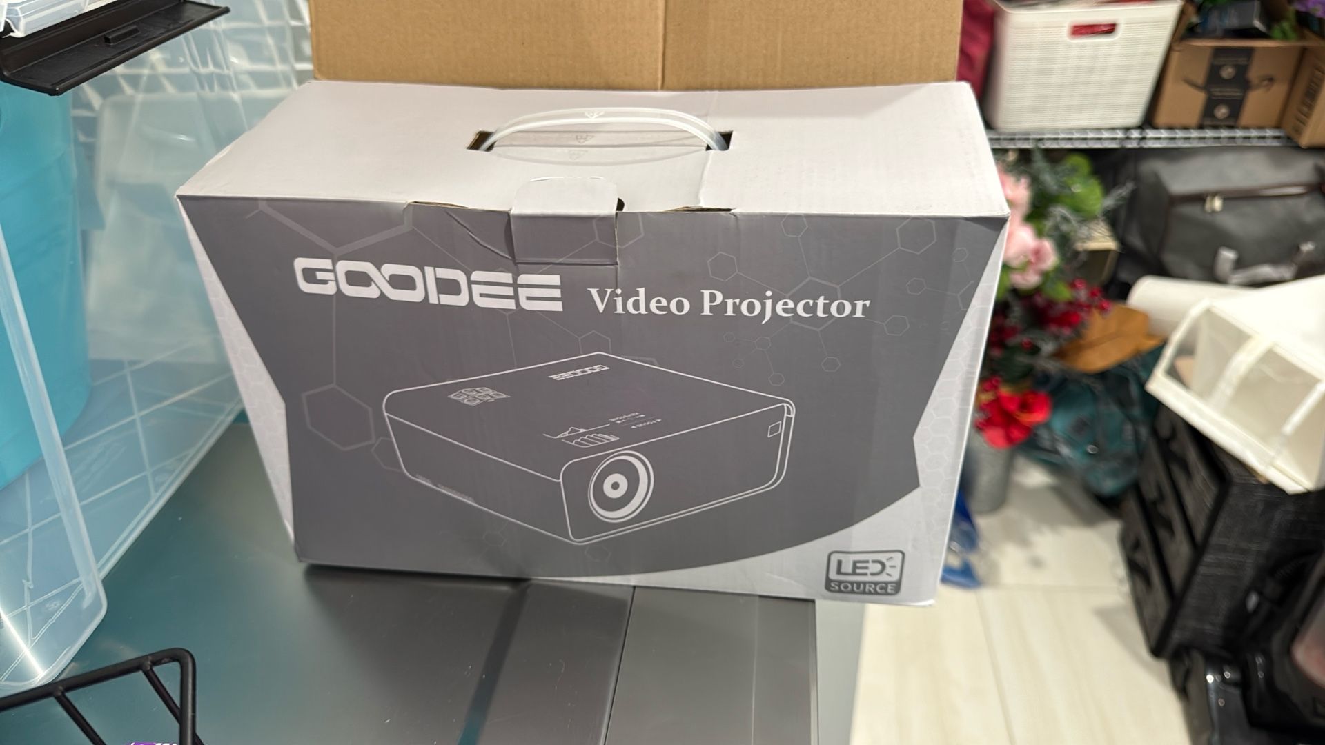 Goodee Video Projector