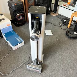 LG Cordzero Cordless Stick Vacuum- A931KWM