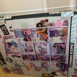 LOL dollhouse 