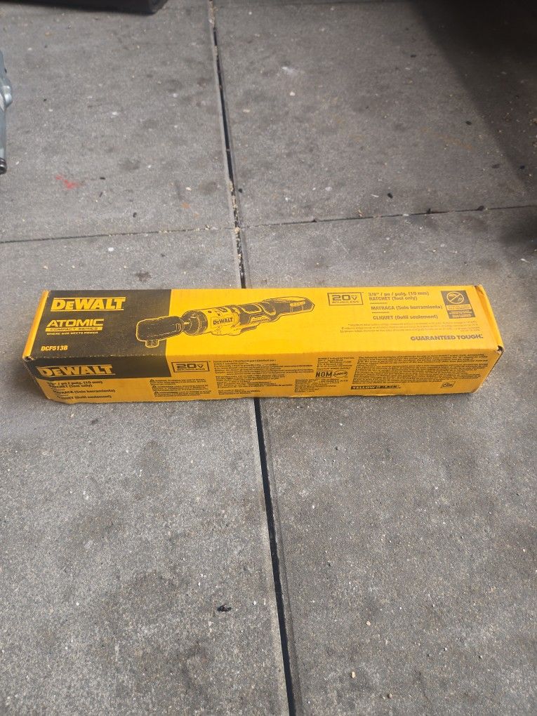 ATOMIC 20V MAX Cordless 3/8 in. Ratchet