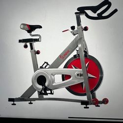 Sunny  40 Lb Flywheel Chain Drive Pro Indoor Cycling Exercise Bike