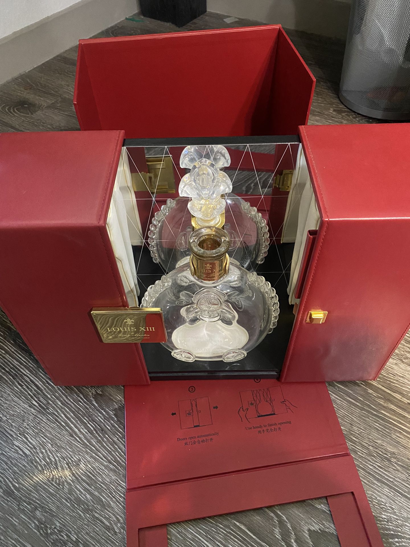 Louis Xiii Baccarat Crystal Empty Bottle With Case for Sale in Las Vegas,  NV - OfferUp