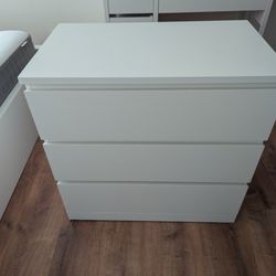 IKEA MALM 3-drawer dresser - White