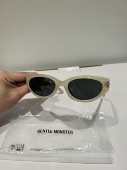 Gentle Monster Rococo IC1 Women Sunglasses for Sale in Irvine, CA 
