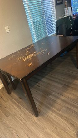 Kitchen table