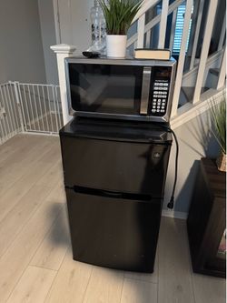 Mini fridge and microwave