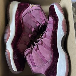 Jordan 11s Velvet 6y