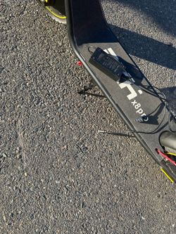 DXH x8 Pro Electric Scooter