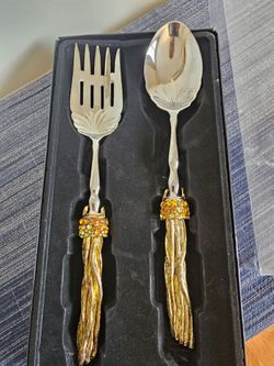 $15.00 - Elegant Fork & Spoon Serving Set by 2Saints Brand! Sculptured Handles/Faux Gem Stones in Assorted Colors/In Original Box!