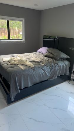 Navy Gloss Queen Bed Frame with Headboard