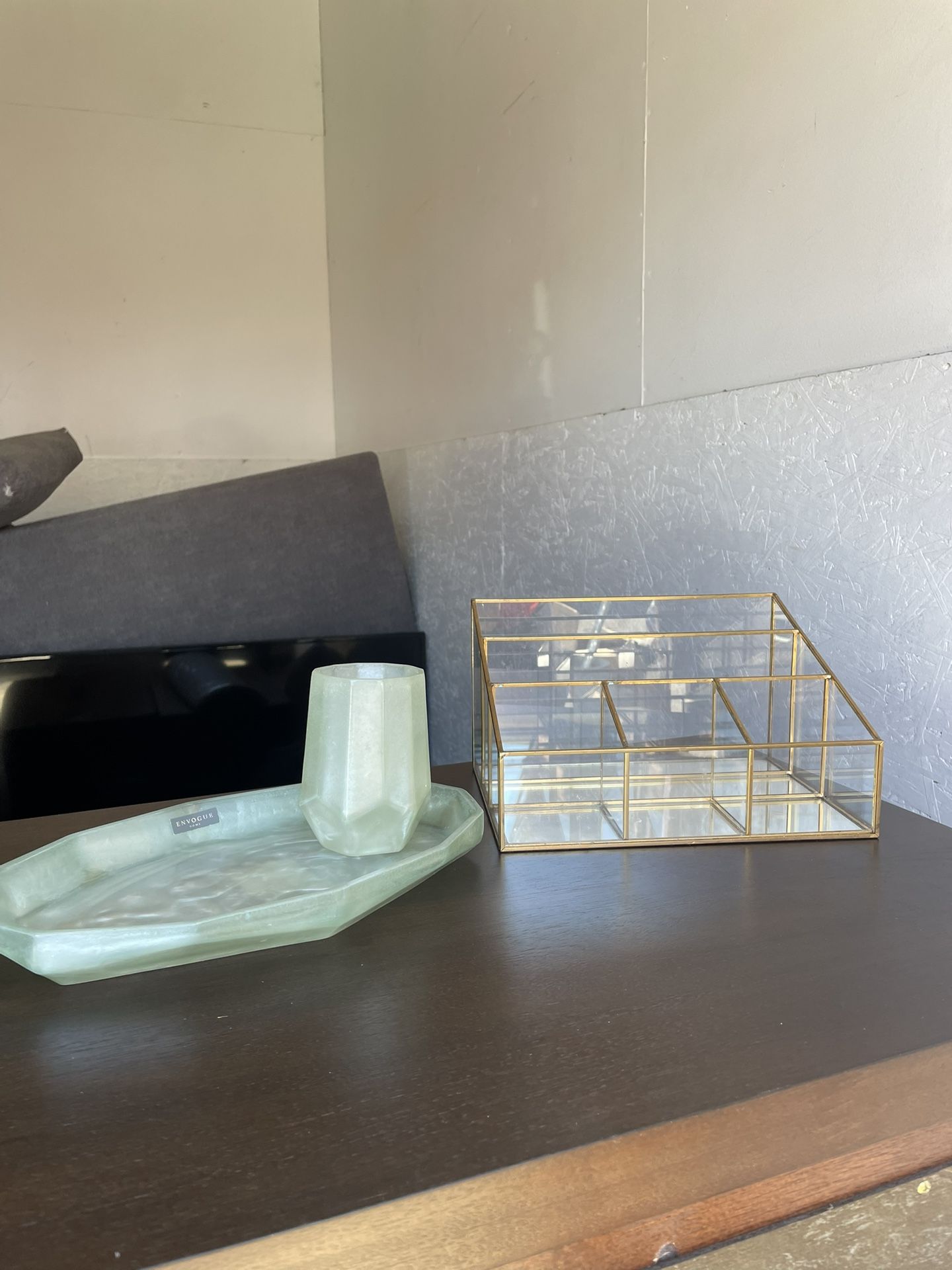 Bathroom Toothbrush Holder, Tray, & Product organizer 
