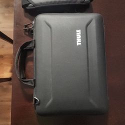 Thule Case 14"