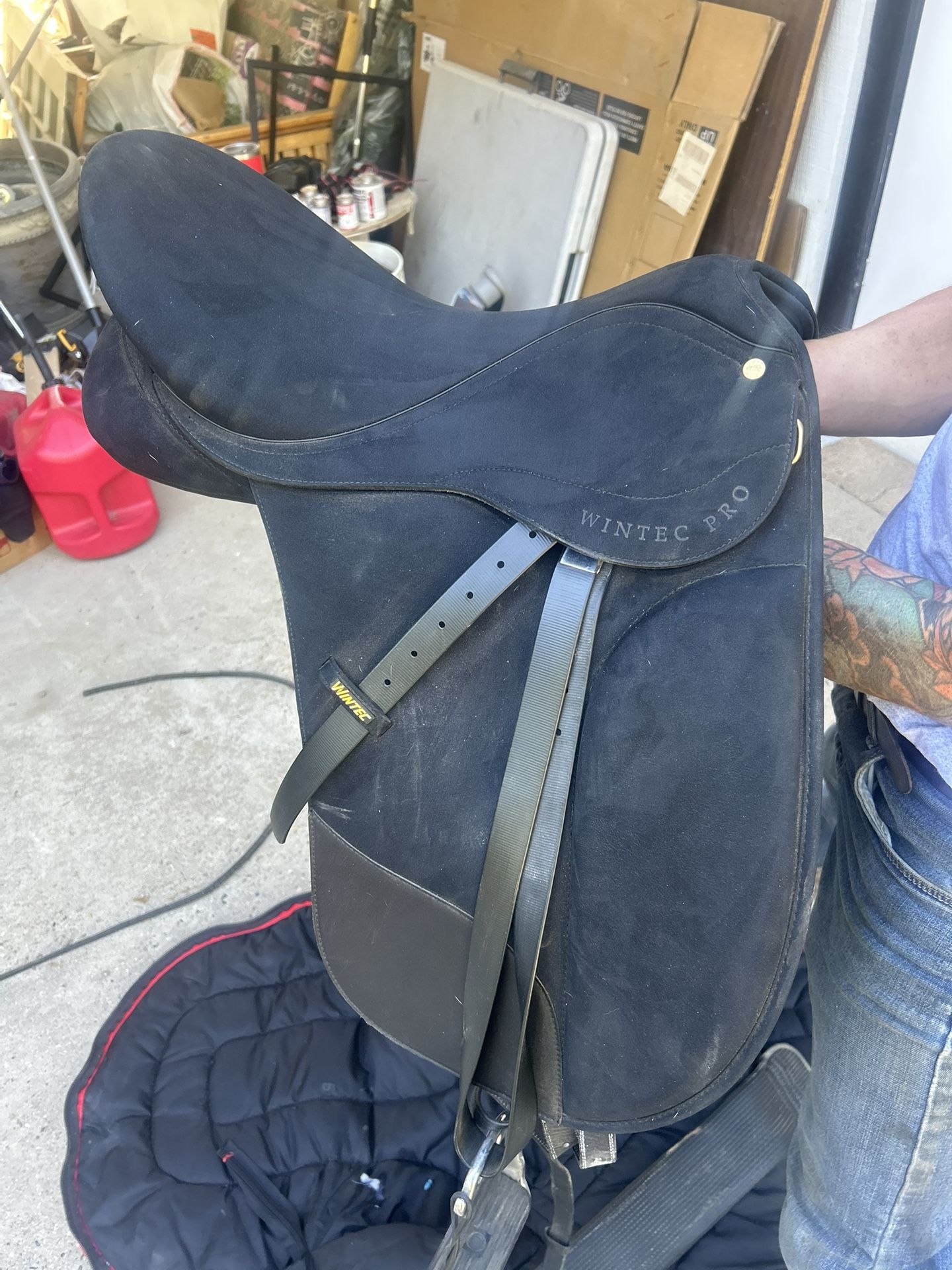 Saddle