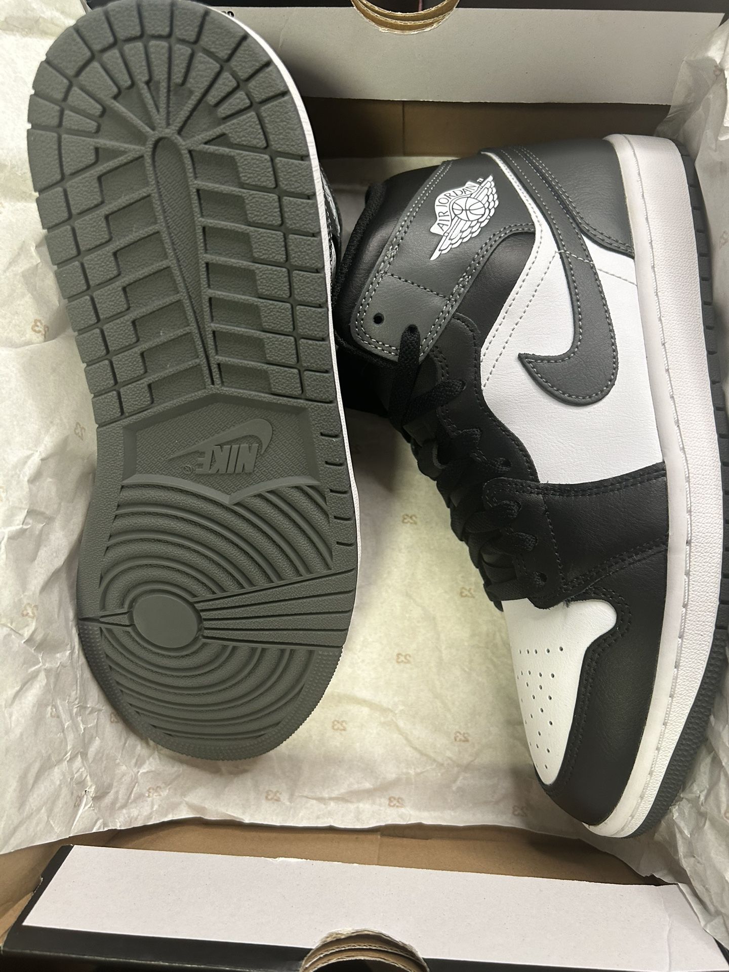 Jordan 1 Mid Iron Grey Size 9.5 New