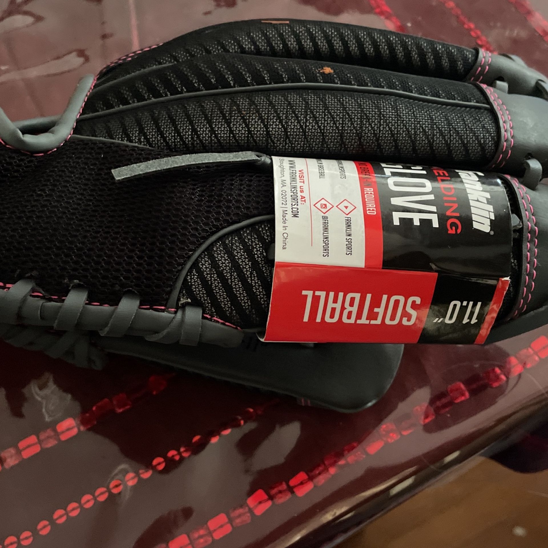 Franklin Fielding Glove 11 Inches Right Handed New