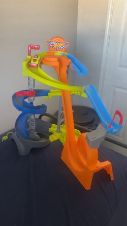 Little people hot wheels track