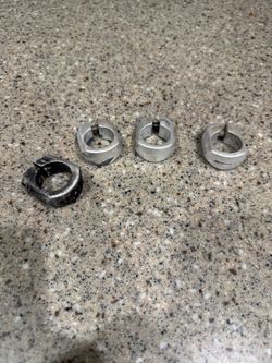 Gt bmx seat clamps (lot of 4 seat clamps included)