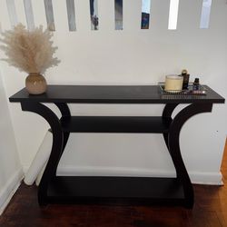 Entryway table