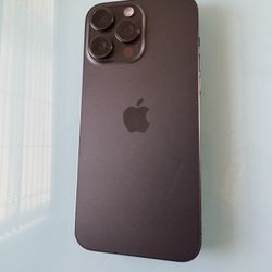 iPhone 15 Pro Max 512gb 95%battery