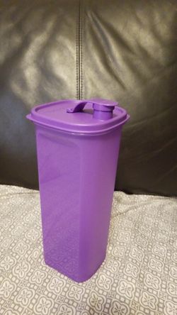 Water container Tupperware