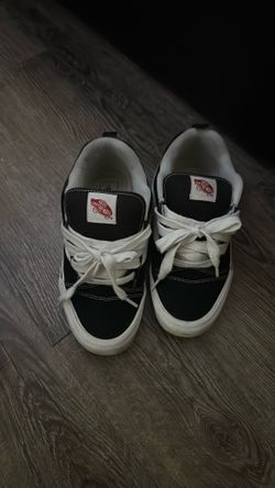 Vans Knu skool used 8.5 men