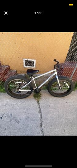 Mongoose Malus Fat tire bike