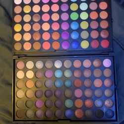 eyeshadow pallet