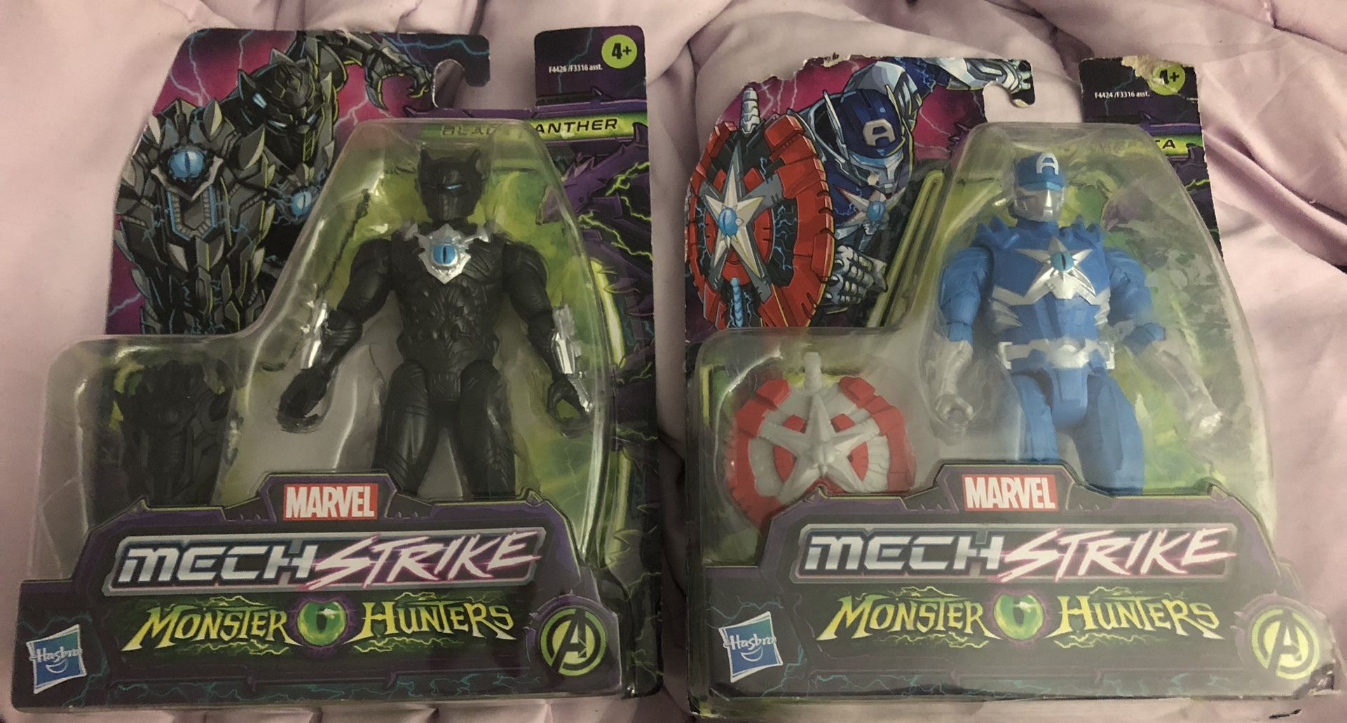 BLACK PANTHER AND CAPTAIN AMERICA MONSTER HUNTER MECHSTRIKE FIGURES NEW