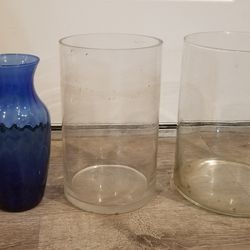 4 Flower Vases 