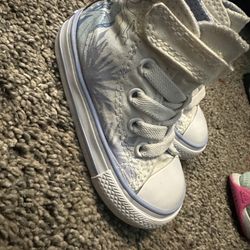 Frozen Converse 