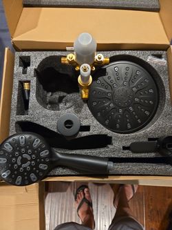 Shower Head With Wand And Valve