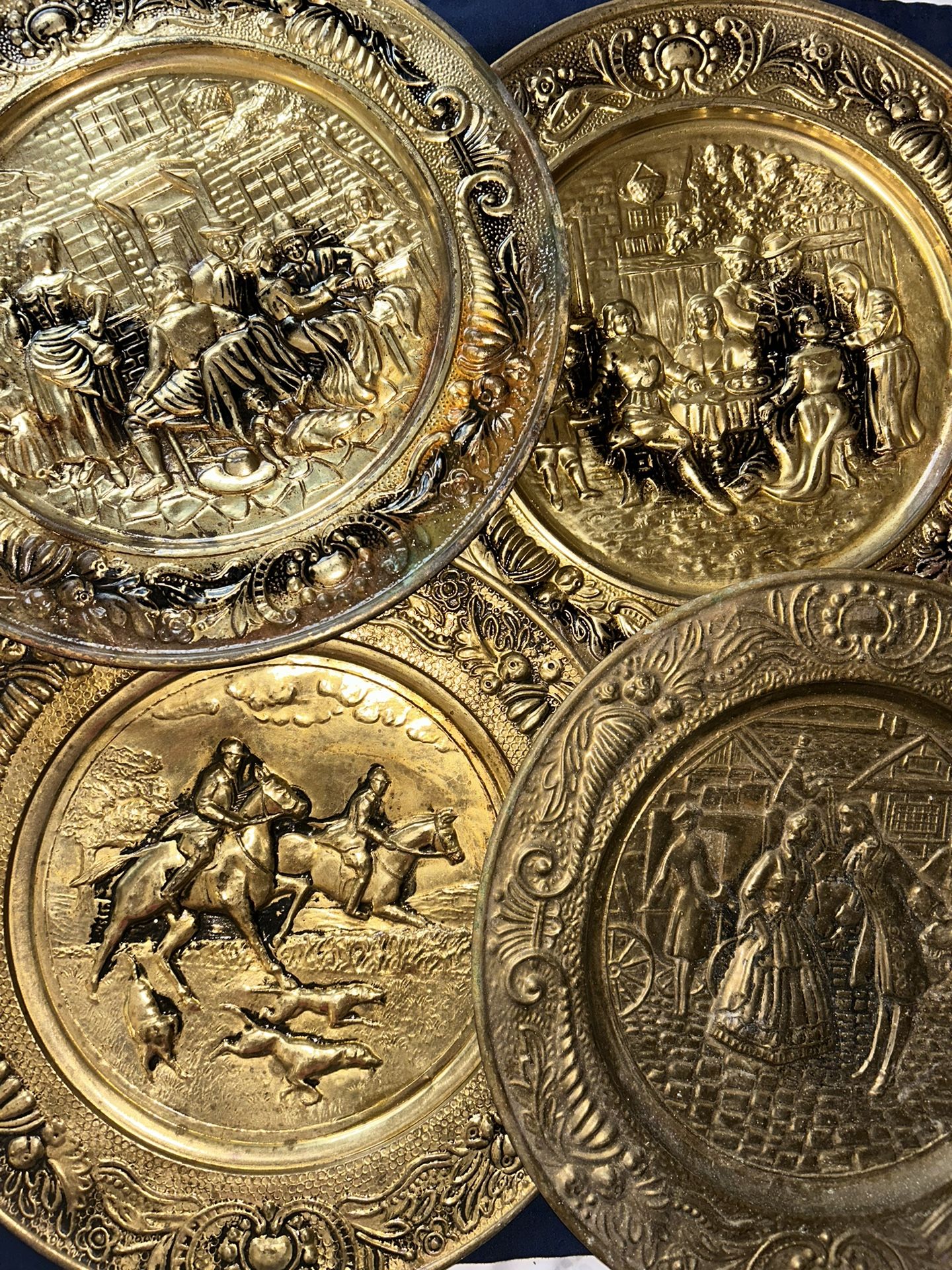 Set of 4 brass vintage wall hanging pub plates