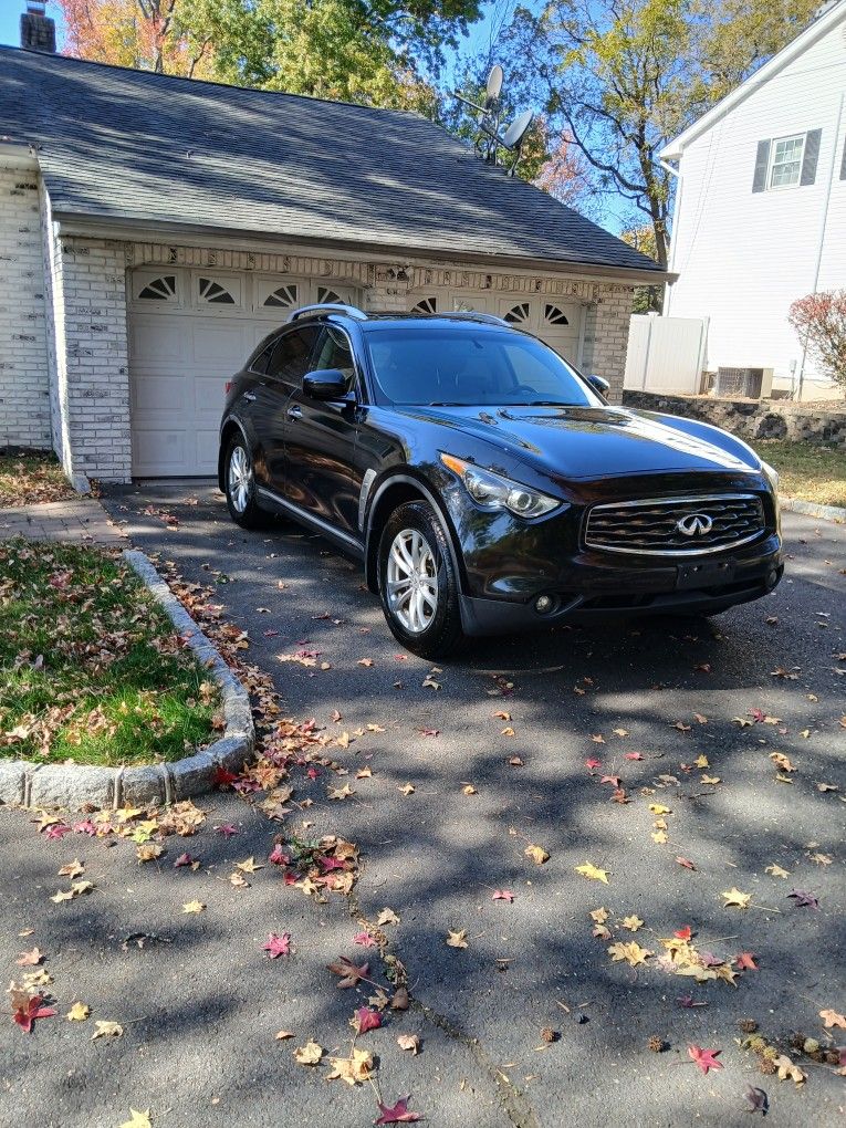 2010 Infiniti Fx35