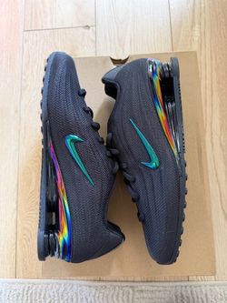 Nike Shox Sneakers Black Iridescent