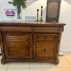 Cindy Crawford Key West Desk