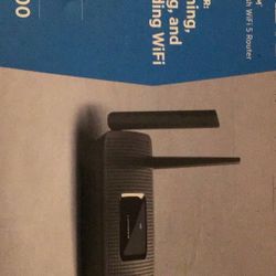 LINKSYS MAX-STREAM TRI-BAND WI-FI 5ROUTER