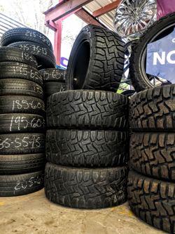 33x12.50 Toyo R/T slightly USED!!