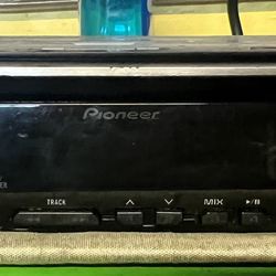 Pioneer Single Din Stereo