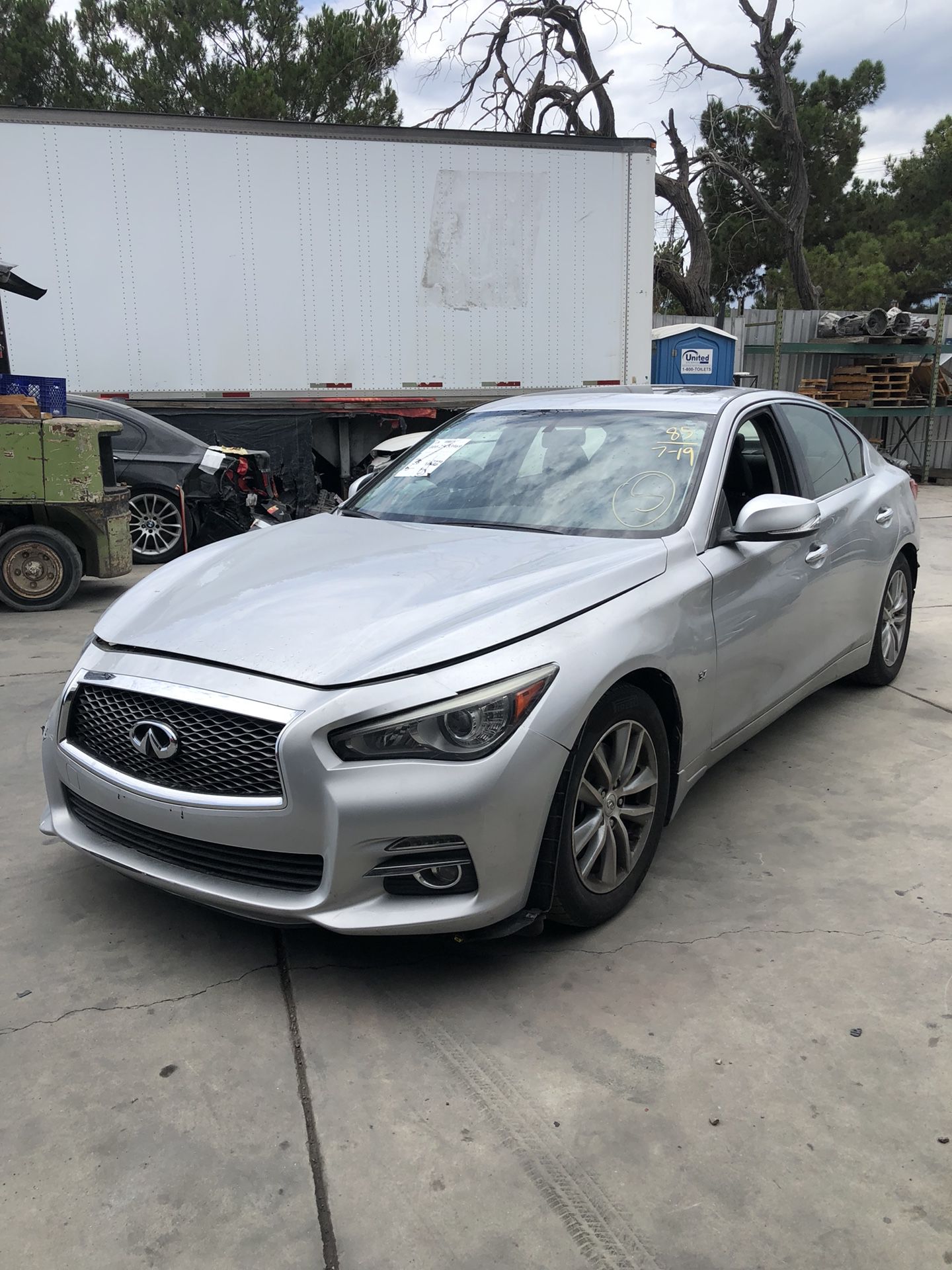 Parting Out! 2014 Infiniti Q50 for parts!