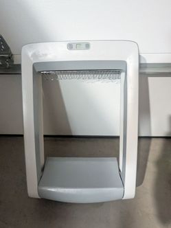 Electric litter box