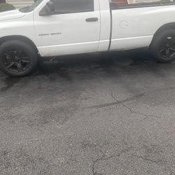  Dodge ram 1(contact info removed) Great condition