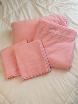 Soft pink full size bed sheets