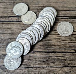 Silver Quarters: 24 coins ((available))