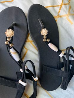 Brandnew woman shoes