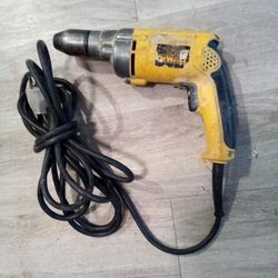 DEWALT VSR DRILL